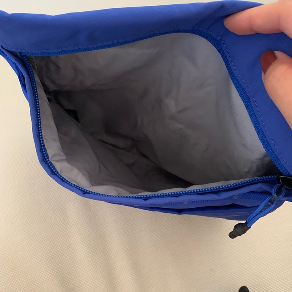 Topologie Musette bag in blue - Picture 4 of 6